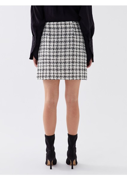 Yeni Sezon Standart Fit Desenli Kadın Tüvit Etek fırsatları