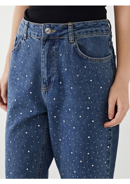 Yeni Sezon Straight Fit Taşlı Kadın Jean Pantolon fırsatları