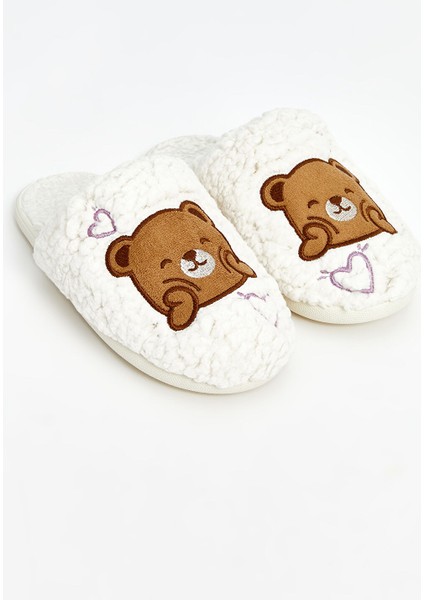 Yeni Sezon Ayıcık Nakışlı Kadın Ev Terliği