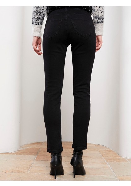 Yeni Sezon Yüksek Bel Slim Fit Düz Cep Detaylı Kadın Jean Pantolon indirimleri
