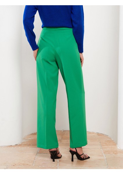 Yeni Sezon Kadın Yüksek Bel Standart Fit Düz Pantolon fırsatları