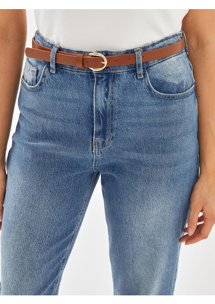Yeni Sezon Beli Kemerli Mom Fit Kadın Jean Pantolon modelleri