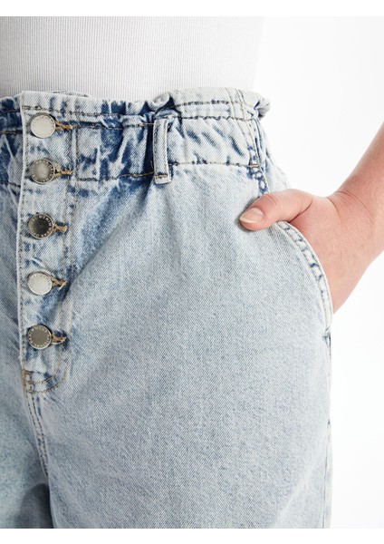 Yeni Sezon Kadın Beli Lastikli Düz Jean Şort modelleri