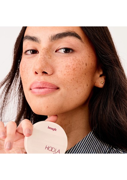 Hoola Wave - Bronzer Balm Medium Deep (9 G) indirimleri