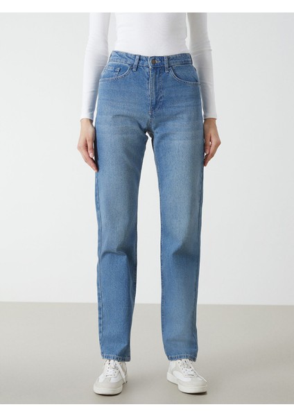 Yeni Sezon Straight Fit Kadın Jean Pantolon fiyatları