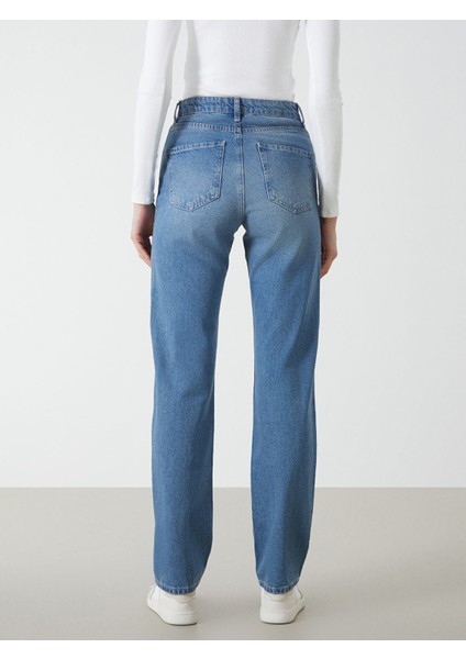 Yeni Sezon Straight Fit Kadın Jean Pantolon fırsatları