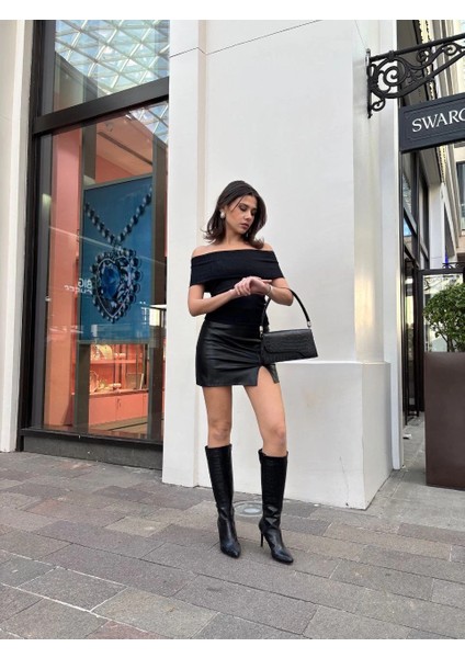 Lvsqvr Madonna Yaka Sıfır Kol Bluz Siyah (Beden: S) modelleri