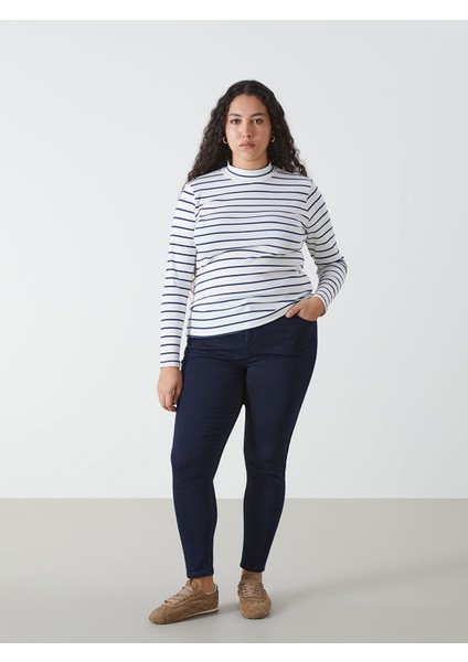 Yeni Sezon Slim Fit Kadın Içi Şardonlu Jean Pantolon fiyatları