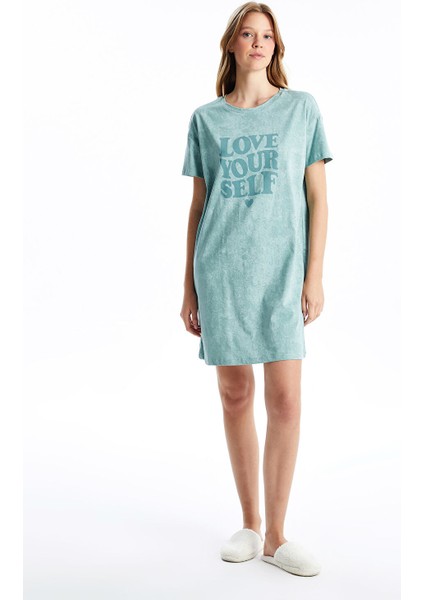 Yeni Sezon Bisiklet Yaka Baskılı Kadın Gecelik fiyatları