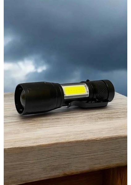 Şarjlı Metal Zoomlu El Feneri Işıldak LED Işık Taşınabilir El Lambası indirimleri