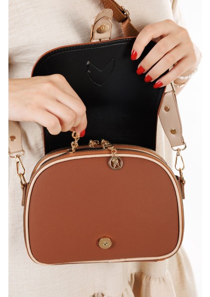 Kadın Uzun Askılı Çapraz Omuz Çantası NEWPOLO357 - Taba