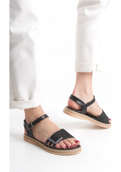 Hasır Şeritli Gümüş Tokalı Rahat Alçak Düz Taban Yazlık Kadın Siyah Sandalet Terlik