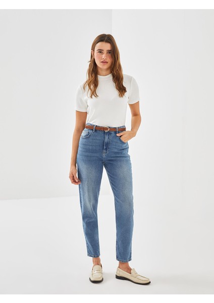 Yeni Sezon Beli Kemerli Mom Fit Kadın Jean Pantolon