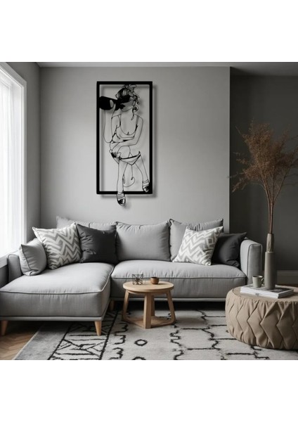 Şarap Tutan Kadın Metal Duvar Dekoru – Modern Minimalist Çizgisel Sanat fiyatları