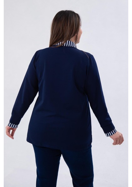 Kadın Büyük Beden Gömlek Yaka Lacivert Sweatshırt fırsatları