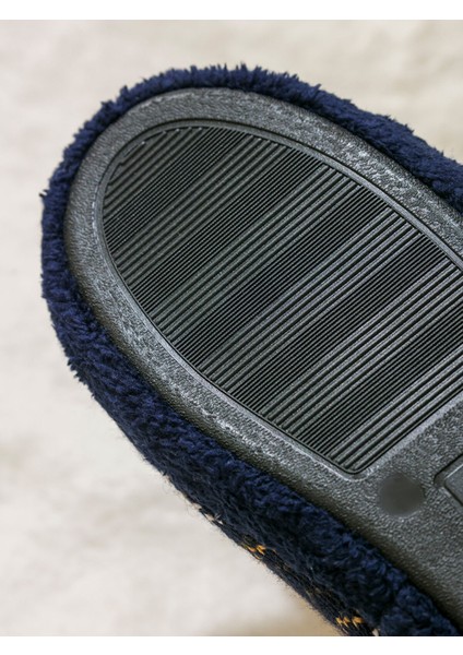 Yeni Sezon Nakışlı Erkek Ev Botu indirimleri