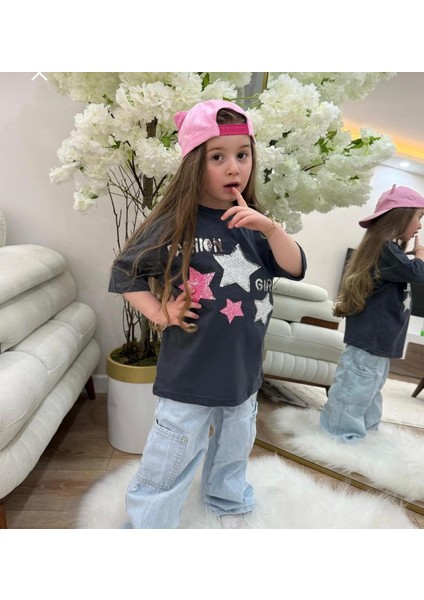 Farklı Tarz Eğlenceli Payetli Yıldız Işlemeli Kız Pamuklu Antrasit Tişört fiyatları