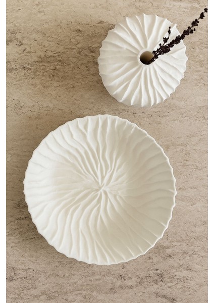 Dalga Dokulu Dekoratif Tabak – Modern Mat Beyaz Şık Tasarım Sofra & Dekor fiyatları