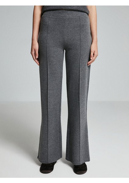 Yeni Sezon Beli Lastikli Geniş Paça Kadın Triko Pantolon modelleri