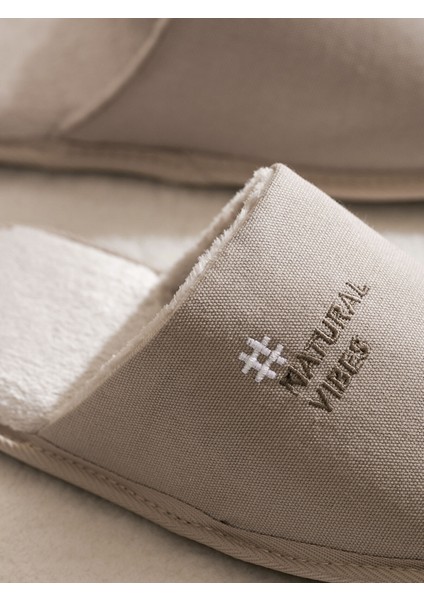 Yeni Sezon Nakışlı Erkek Ev Terliği modelleri