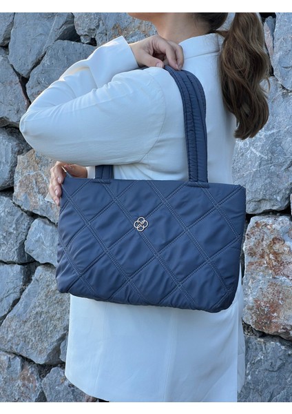 Laura Model Kadın El ve Omuz Çantası