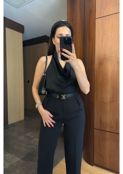 Degaje Yaka Premium Saten Bluz- Siyah