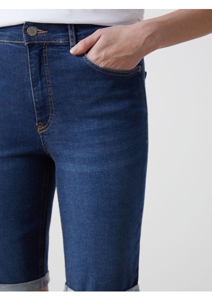 Yeni Sezon Bermuda Fit Kadın Jean Şort modelleri