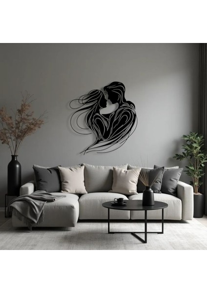 Aşk Figürü Metal Duvar Dekoru – Romantizmin ve Zarafetin Sembolü