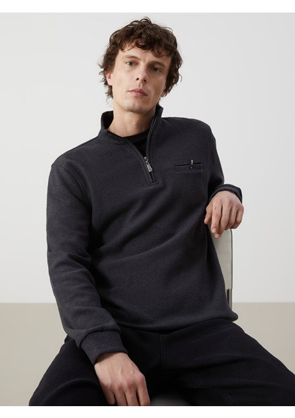 Yeni Sezon Dik Yaka Erkek Sweatshirt