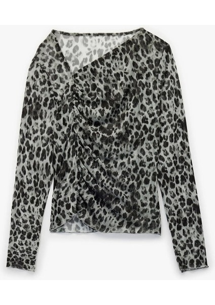 Kadın x Sibil Çetinkaya - Uzun Kollu Asimetrik Yaka Geyik Desenli Transparan Tül Bluz 6WAK80099PK indirimleri