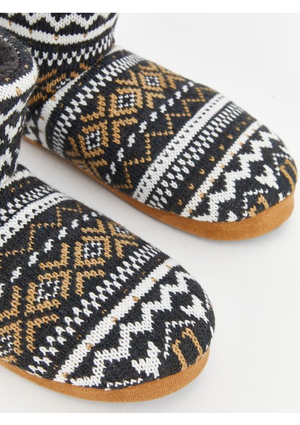 Yeni Sezon Nakışlı Erkek Ev Botu fırsatları