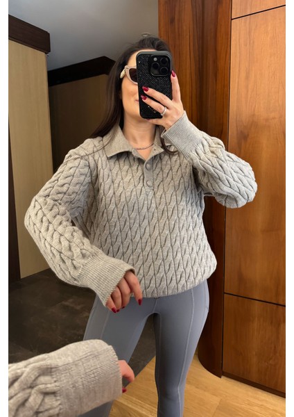 Saç Örgülü Yeni Sezon Düğmeli Triko Kazak- Bej fiyatları