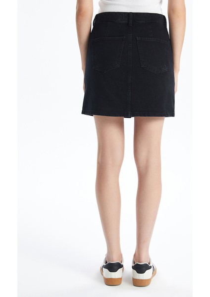 Yeni Sezon Standart Fit Kadın Jean Etek indirimleri