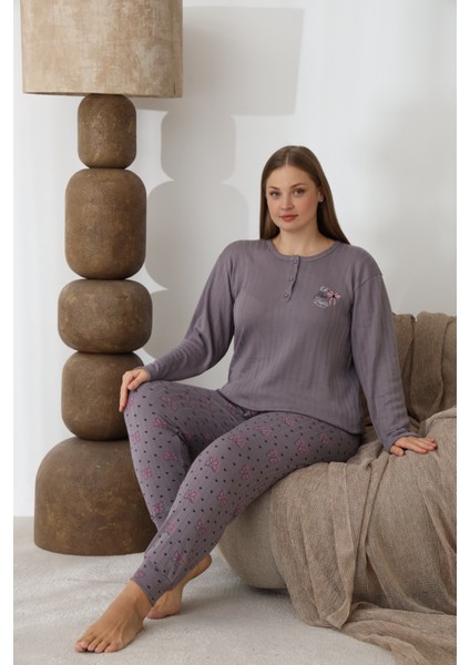 kadın Büyük Beden Desenli Yakası Düğmeli Uzun Kollu Kışlık Pijama Takımı fiyatları