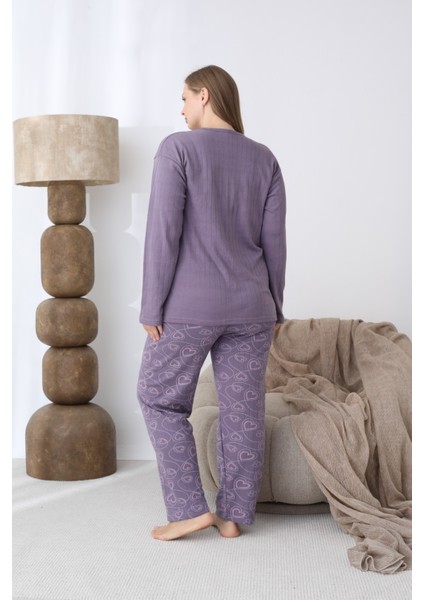 kadın Büyük Beden Desenli Yakası Düğmeli Uzun Kollu Kışlık Pijama Takımı fırsatları