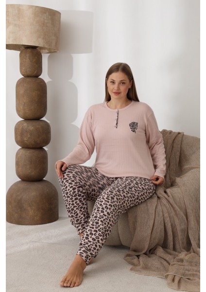 kadın Büyük Beden Desenli Yakası Düğmeli Uzun Kollu Kışlık Pijama Takımı fiyatları