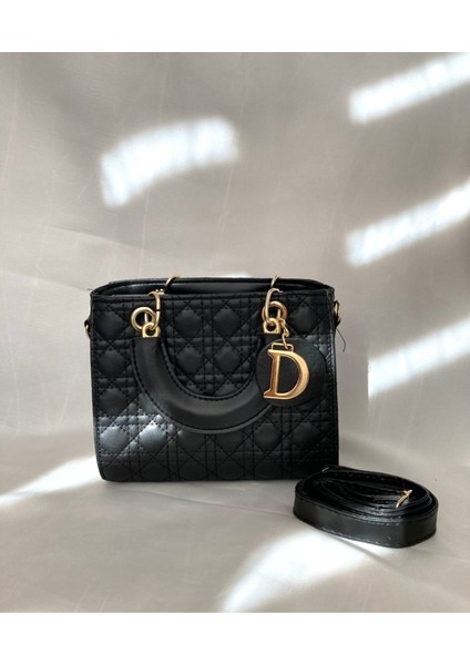 Bayan El ve Omuz Çantası