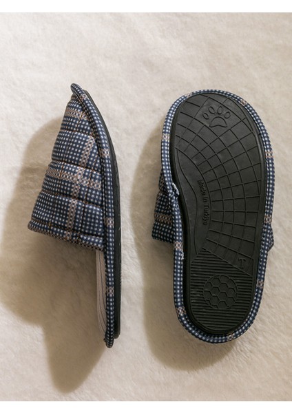 Yeni Sezon Ekose Desenli Erkek Ev Terliği fırsatları