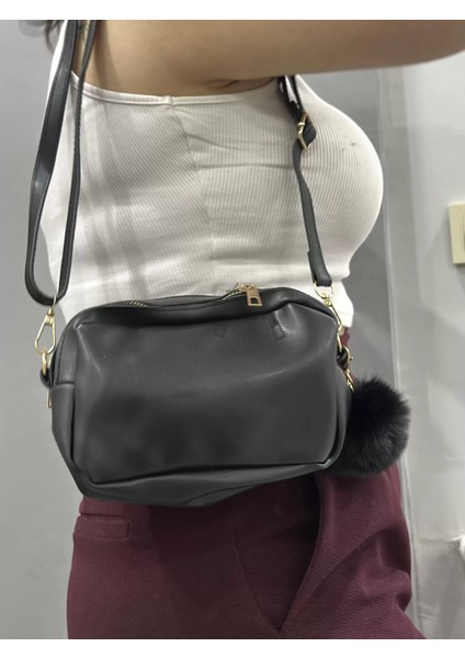 Lvsqvr Ponpon Siyah Cilt Çanta (Beden: Standart)