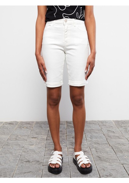 Yeni Sezon Standart Fit Düz Cep Detaylı Kadın Rodeo Jean Şort modelleri
