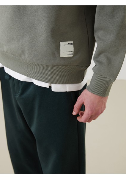 Yeni Sezon Dik Yaka Erkek Sweatshirt modelleri