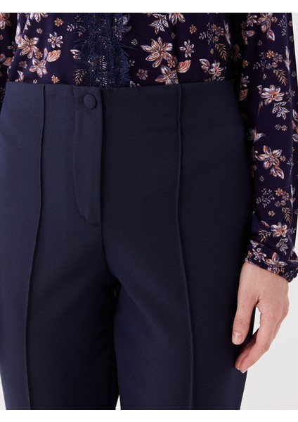 Yeni Sezon Kadın Dar Fit Düz Pantolon indirimleri