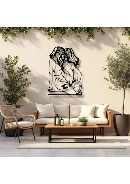 Yakınlık Figürlü Modern Metal Duvar Dekoru – Zarif Çizgisel Sanat
