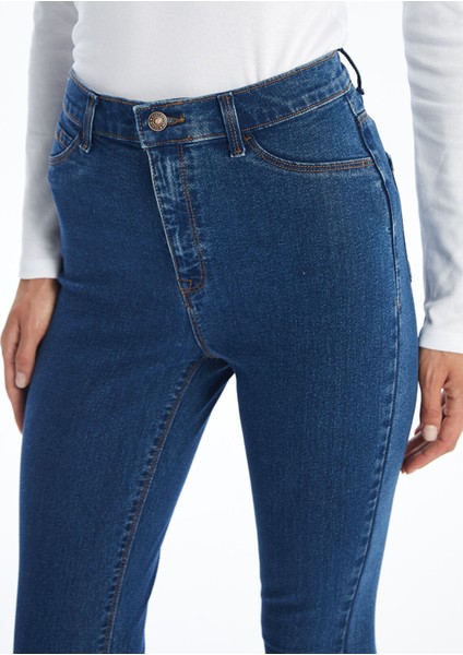 Yeni Sezon Straight Fit Kadın Jean Pantolon modelleri