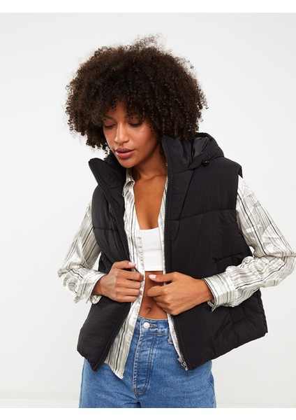 Yeni Sezon Kadın Kapüşonlu Düz Şişme Yelek fiyatları