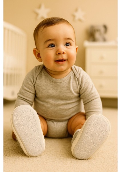 Bebek & Çocuk Kaydırmaz Eva Tabanlı Ev Botu / Panduf / Kışlık Bot / Gri Köpek Desenli modelleri