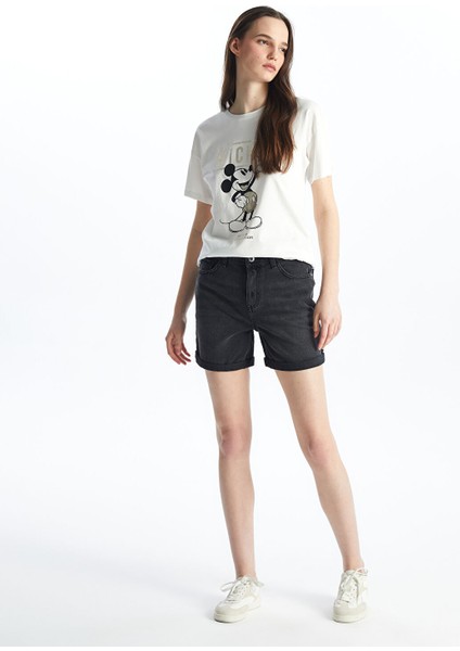 Yeni Sezon Bermuda Fit Kadın Jean Şort