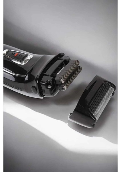 Şarjlı Paslanmaz Çelik Bıçaklı ve Kablosuz Saç Sakal Tıraş Makinesi modelleri