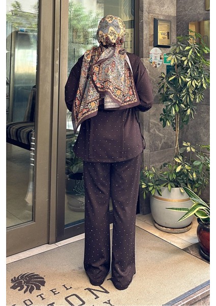 Kadın Taşlı Tünel Detaylı Takım 41448 - Kahverengi