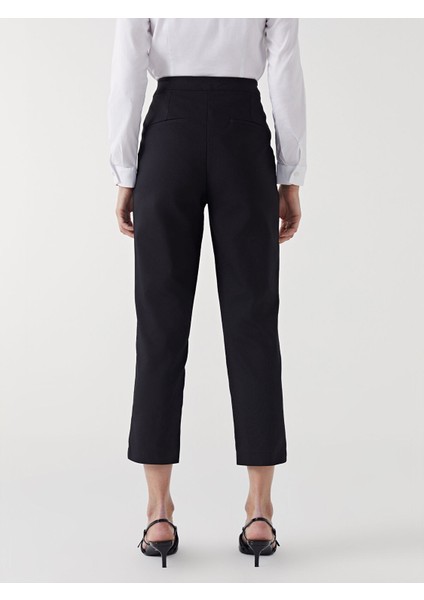 Yeni Sezon Standart Fit Kadın Cigarette Pantolon fırsatları